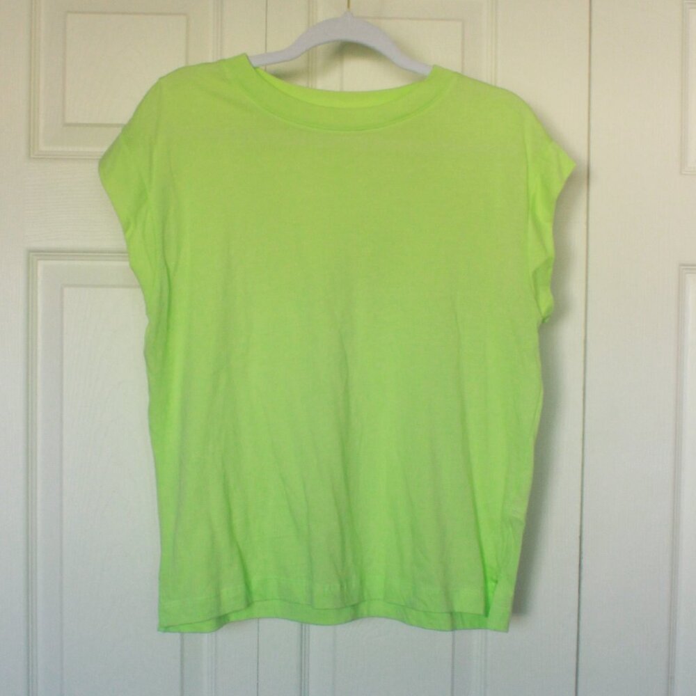 A New Day lime green tee Small